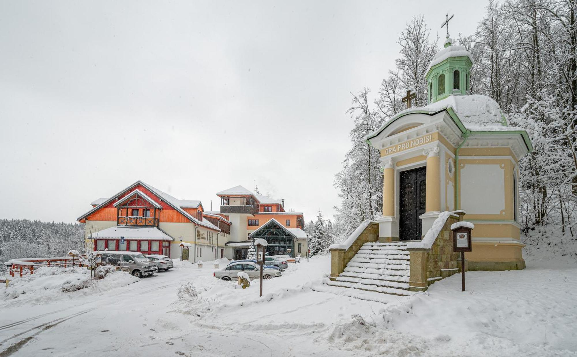Hotel Studanka Rychnov nad Kneznou Exterior foto